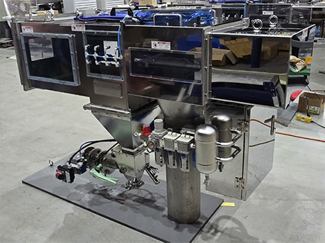 AUTO CLEANING MAGNET